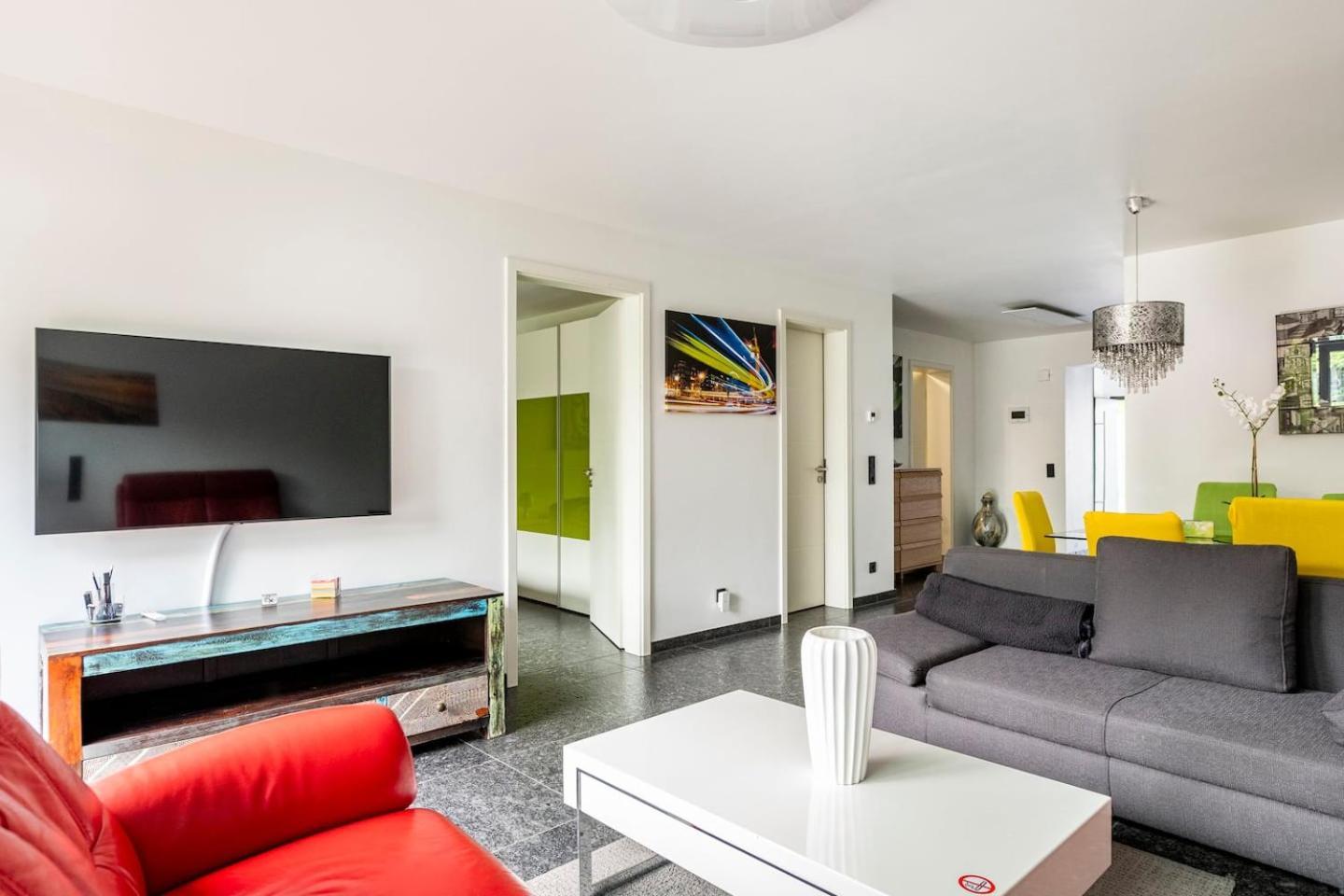 מירבוש Wunderschoene Terrassenwohnung Mit Blick Ins Gruene! מראה חיצוני תמונה
